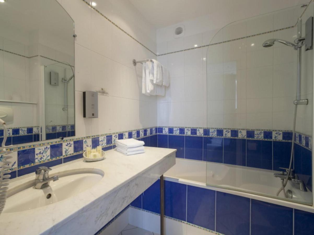 Logis Hotel & Restaurant Du Sauvage La Ferté-Gaucher Εξωτερικό φωτογραφία
