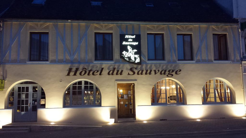 Logis Hotel & Restaurant Du Sauvage La Ferté-Gaucher Εξωτερικό φωτογραφία